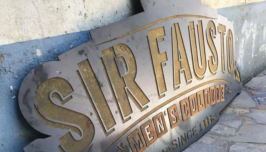 Cartel Sir Fausto